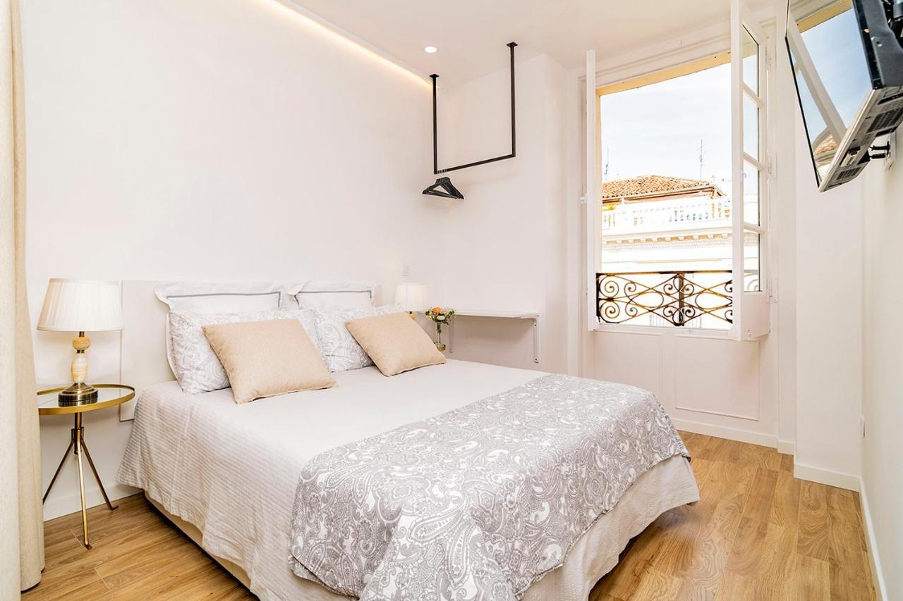 Unbeatable Views Of Puerta Del Sol By Batuecas Apartment Madrid Exterior photo